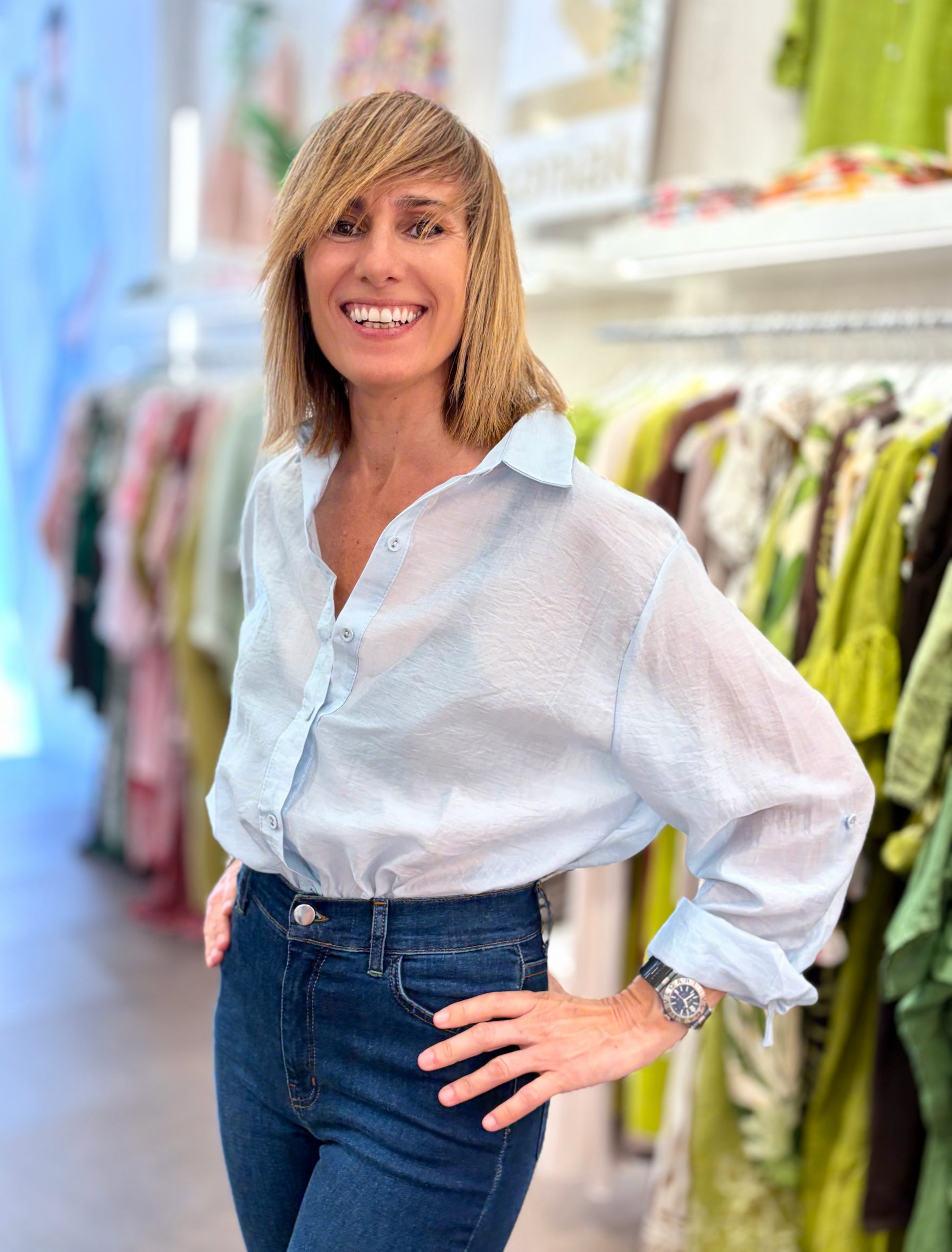 Camisa Semi-Transparente